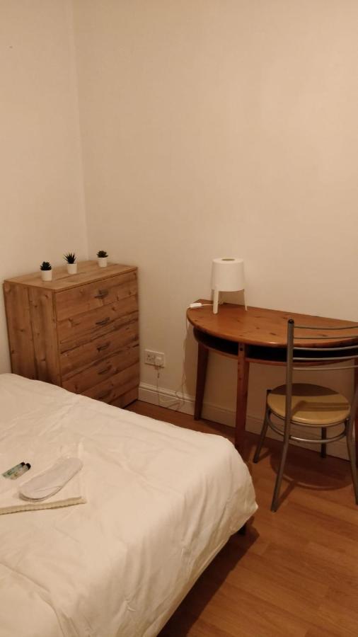 Fieldgate Spacious Rooms Londres Exterior foto
